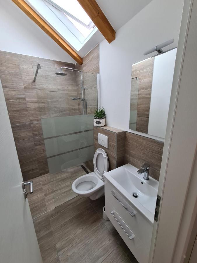Apartman Bracera Primosten Exterior photo